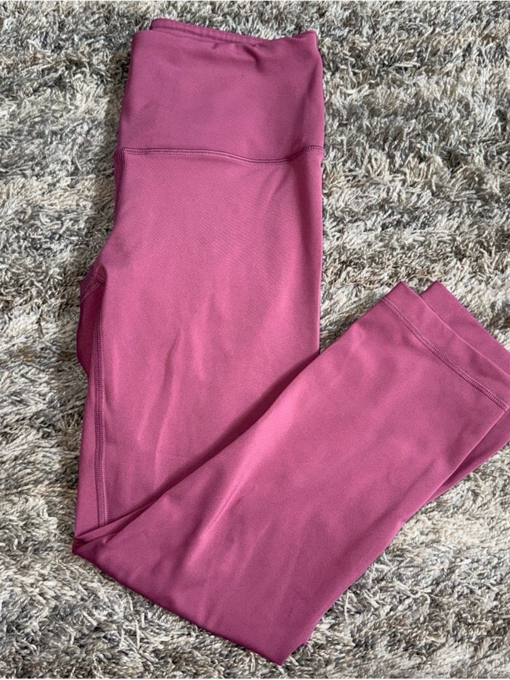 High-Waist Active Leggings in Deep Rose